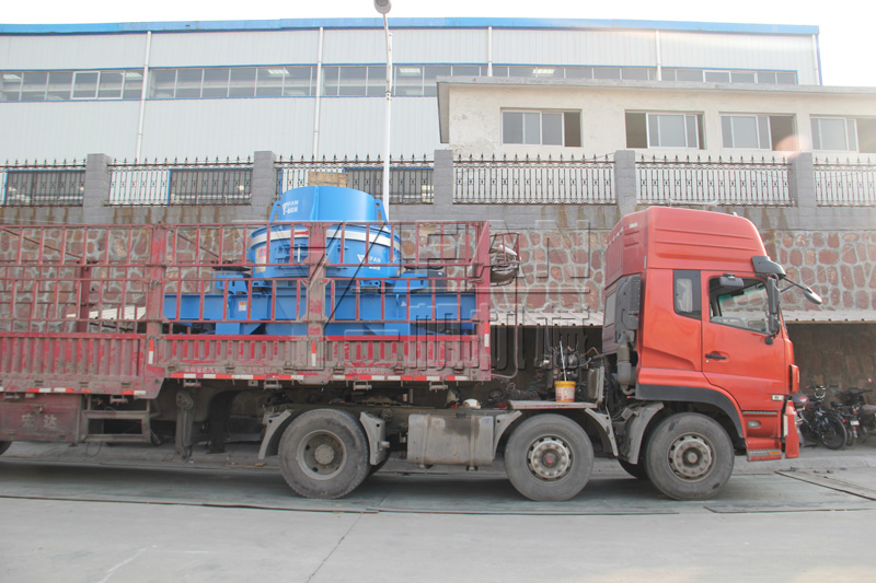 VI5000 Sand making machine sent to Pingyuan County