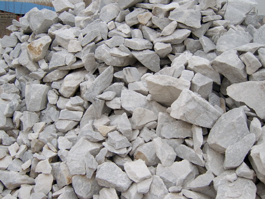 Dolomite crusher